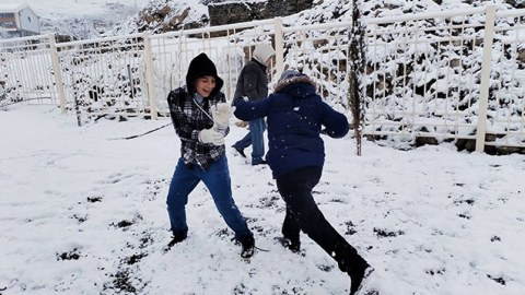 Kəlbəcərli uşaqların qar sevinci&nbsp;- GÖRÜNTÜLƏR