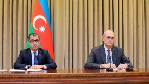 Naxçıvan deputatları tətilə yollandılar