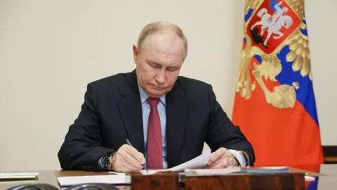 Putin bu dövlət başçılarını təbrik etdi -&nbsp;SİYAHI