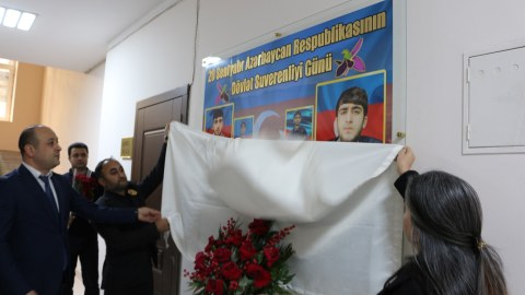 Kollecdə şəhidin xatirə lövhəsinin açılışı oldu - FOTO