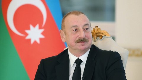 İlham Əliyev Kuba Prezidentini təbrik etdi