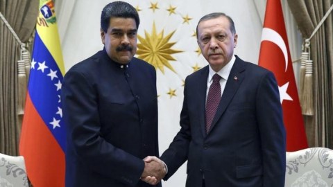 ABŞ Maduroya Türkiyədə sığınacaq təklif edibmiş