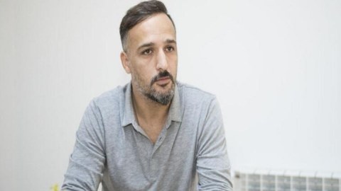 Azər Zahidin cinayət işinə xitam verildi