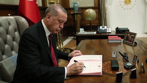 Ərdoğan 19 vilayətə yeni vali təyin etdi