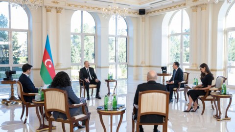 Prezidentin milli varlıq düsturu: Dil dövlətçiliyin mənəvi sərhədidir