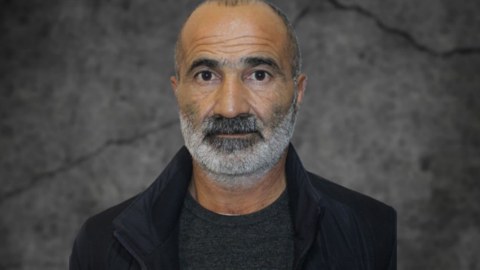 Məzar daşını sındıran şəxs həbs edildi