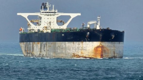 ABŞ&nbsp;Venesuelaya bağlı&nbsp;2 neft tankerini ələ keçirdi