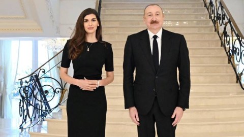 Prezidentdən müsahibə alan jurnalist: &ldquo;Əvvəldə həyəcanlı idik&rdquo; -&nbsp;Elmira Musazadə kimdir? - FOTOLAR