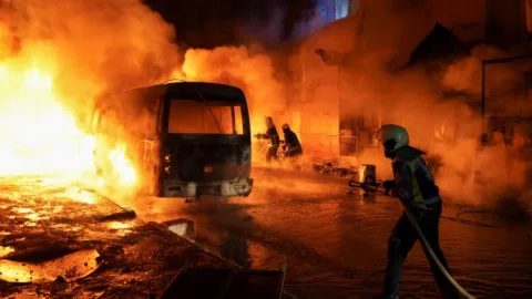 Suriyada toqquşmaların dördüncü günü - kürdlər təklifi RƏDD ETDİ