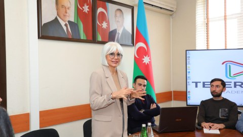 "Mediada Azərbaycan dili" təlimləri keçirilib