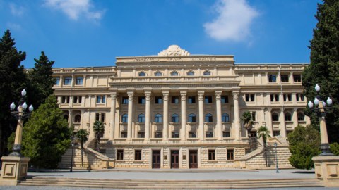 Texniki Universitet&nbsp;1.7 milyonluq kompüter alır