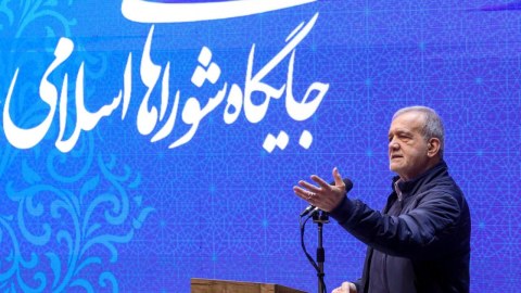 Xalqı&nbsp;dinləməyə və islahatlar aparmağa hazıram -&nbsp;Pezeşkian