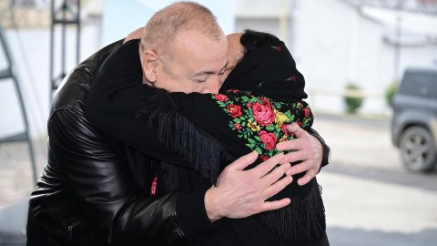 Dövlət babanın ƏLİ
