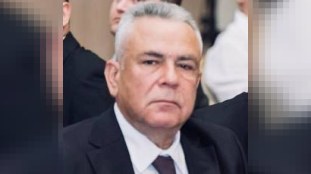 Əziz ADAM...