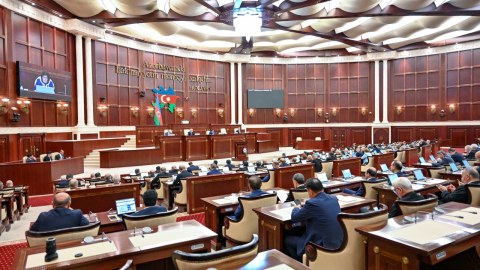 Deputatların tətili başa ÇATDI