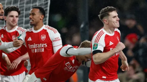 "Arsenal" "Çelsi"ni məğlub etdi