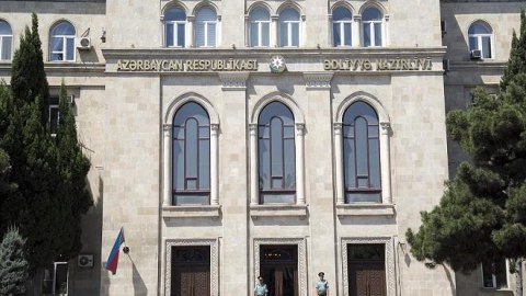 26 siyasi partiya Nazirliyə hesabat verdi
