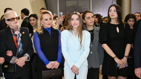 Heydər Əliyev Mərkəzində Kerol Förmenin sərgisinin açılışı oldu