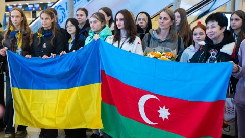 Ukraynadan Azərbaycana 132 uşaq gətirilib