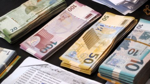 Əhalinin banklardakı əmanətləri&nbsp;ARTIB