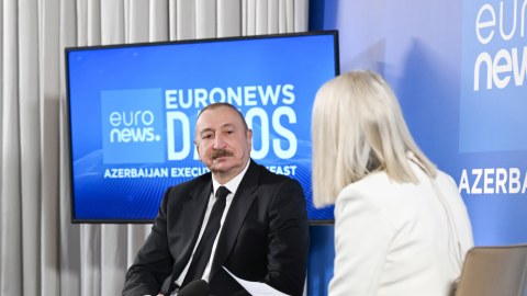 Sülh şəraitində yaşamağa öyrəşirik - Prezident