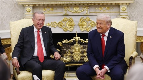 Ərdoğan Trampla bölgəni müzakirə etdi