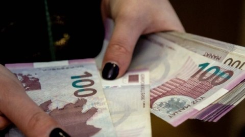 Qarlı hava 400 min manatlıq sığorta zərərinə səbəb oldu