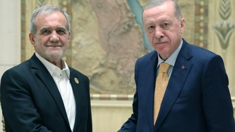 Ərdoğan Pezeşkianla İrandakı vəziyyəti müzakirə etdi&nbsp;