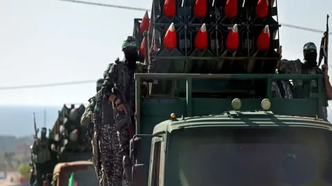 HƏMAS siyasi partiya olmaq istəyir