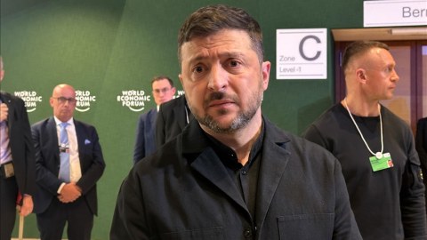 Müharibə dayandırılsa, Zelenski bu sənədi imzalaya biləcək