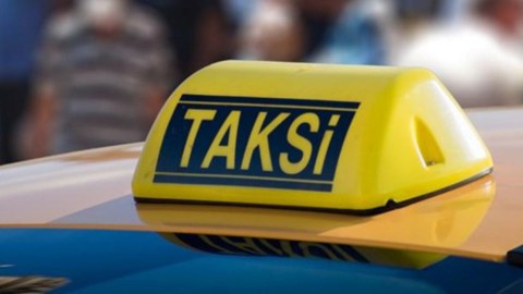 1000-dən çox taksi sürücüsü imtahandan keçdi