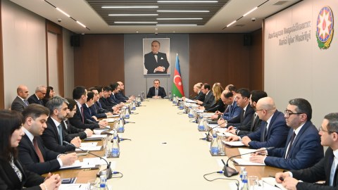 Ceyhun Bayramov kollegiya iclası keçirdi