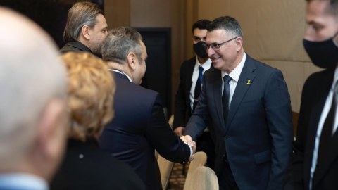 İsrailin XİN başçısı Bakıda - yəhudi icması ilə görüşdü