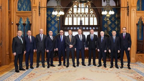 Lavrov MDB ölkələrinin səfirləri ilə görüşdü