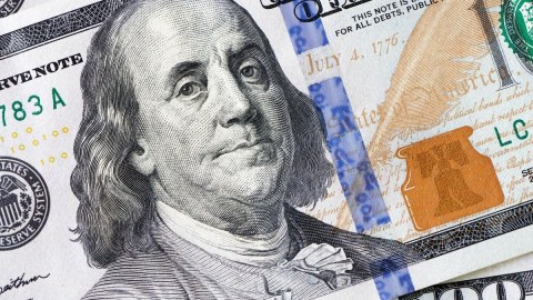 Dolların vəziyyəti yaxşı deyil