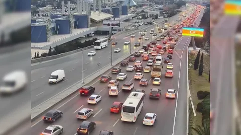 Bakıda ağır tıxac var - Küçələrin SİYAHISI