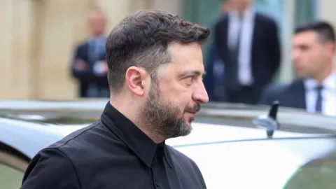 Rusiya Zelenskini Moskvaya dəvət etdi