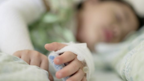 5 yaşlı uşaq qıcolmadan öldü