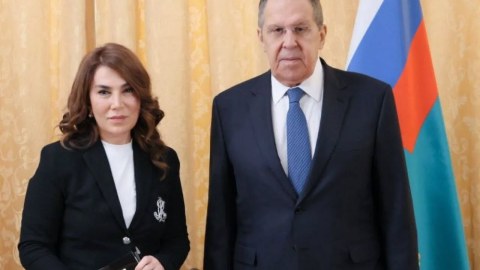 Lavrov azərbaycanlı jurnalistə müsahibə verdi