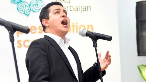 Prezidentin təltif etdiyi gənc&nbsp;əlil ifaçıdır