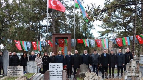 Azərbaycan səfiri Rəsulzadənin məzarını ziyarət etdi - FOTO