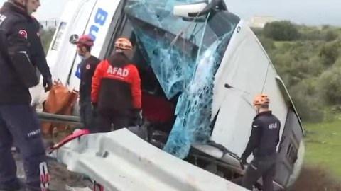 Antalyada sərnişin avtobusu&nbsp;aşdı - 8 ölü, 26&nbsp;yaralı