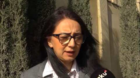 Onlayn aldığı məhsulu geri qaytarmaq istəyi problemə çevrildi