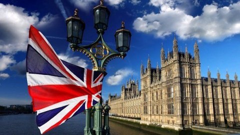 Britaniya İranın 10 rəsmi şəxsinə qarşı sanksiya tətbiq edib