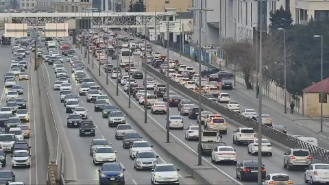 Paytaxtın sıxlıq müşahidə olunan küçələri