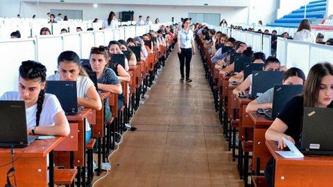 Atestasiyadan keçə bilməyən 20 müəllim işə bərpa olundu