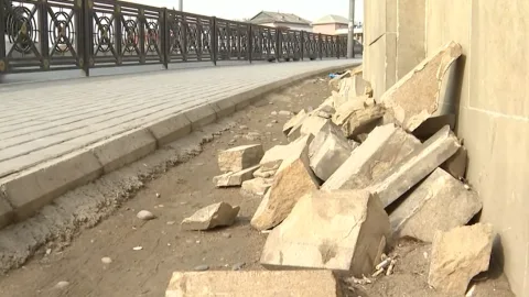 Sabunçuda sakinlər üçün təhlükə yaradan hasar