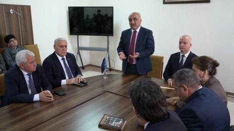 Elm məktəbdən başlayır:&nbsp;UNEC-in təşəbbüsü genişlənir