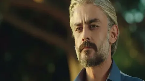 Tanınmış aktyor vəfat etdi