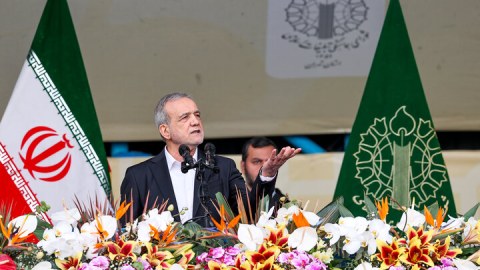 Pezeşkian İranda çevriliş cəhdləri barədə xəbərdarlıq edib
